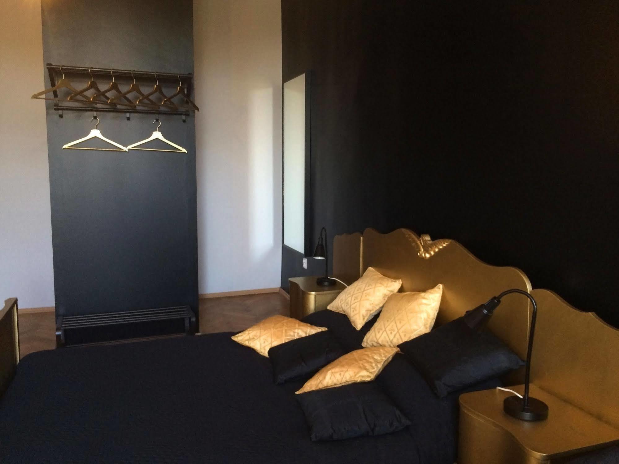 קרקוב Boutique Apartments - City Center - The Main Market Square מראה חיצוני תמונה